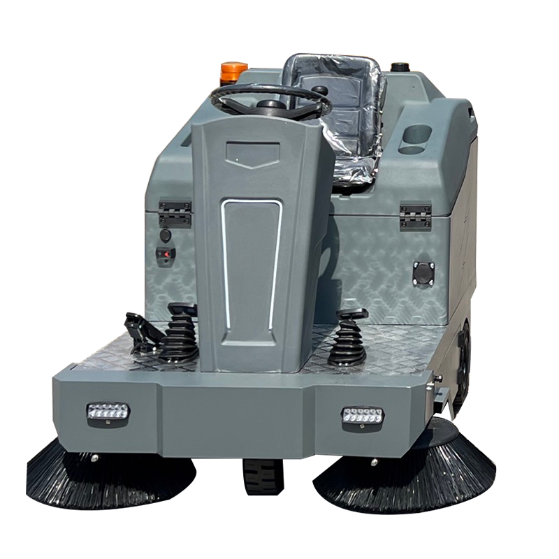 S15 cakera brek cakera kapasiti tangki air150L Ride-on sweeper S15 cakera brek cakera kapasiti tangki air150L Ride-on sweeper
